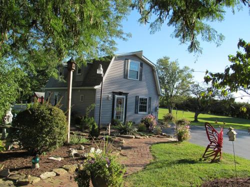 The Carriage House on Slope Hill - Mount Pleasant