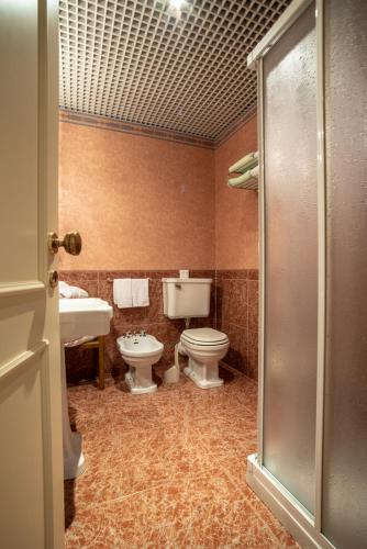Standard Junior Suite image 10