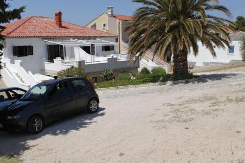  Stara Novalja Apartment Sleeps 2 Air Con WiFi in Stara Novalja