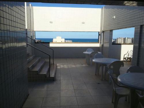 Apt 2 quartos acomoda 10 pessoas a 450 metros da praia de Jatiuca