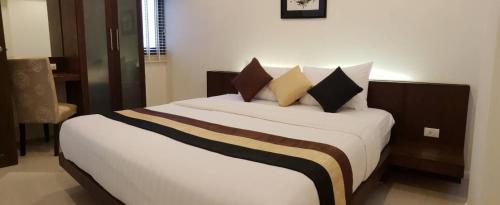 Samui Emerald Resort - Tap to explore photos