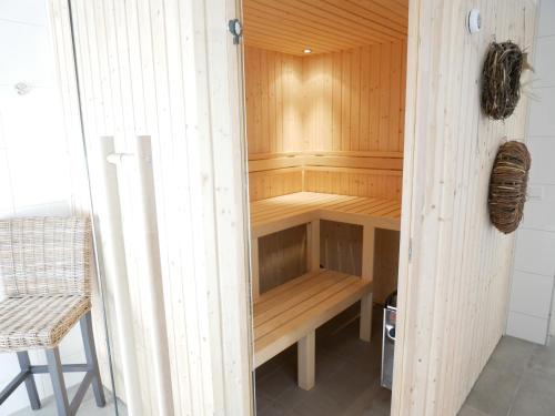 Holiday Home image 10