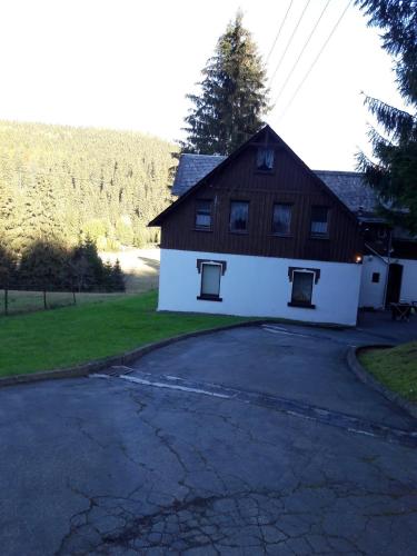 Landhaus am Fritzschberg in Breitenbrunn, Deutschland