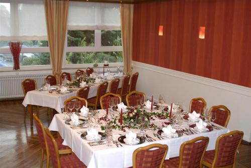 Hotel-Restaurant Schmachtenbergshof - image 5
