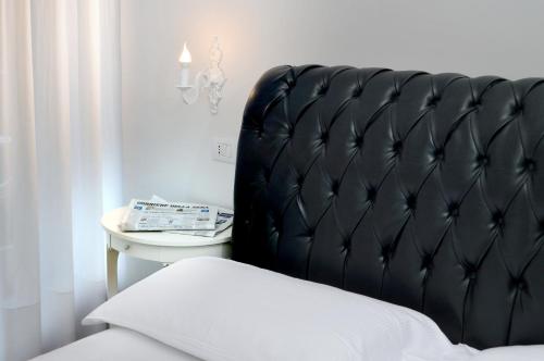 Suite with Spa Access image 7