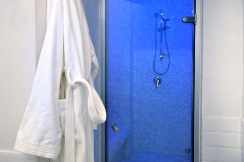 Suite with Spa Access image 10