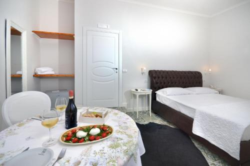 Barbarella Home - image 2