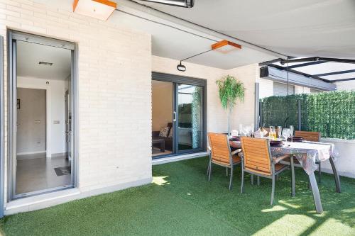  Apartamento con encanto y una gran terraza in Torredembarra