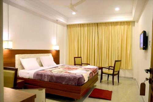 1 queen bed