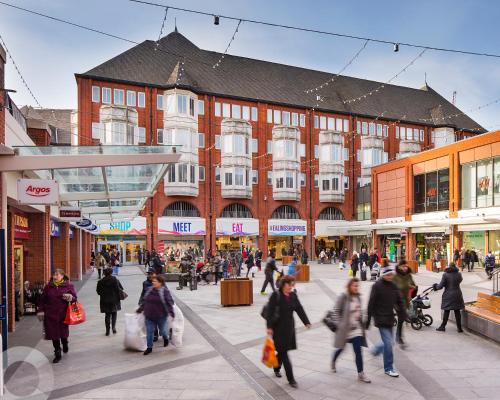 Camborne Avenue W13 - image 9