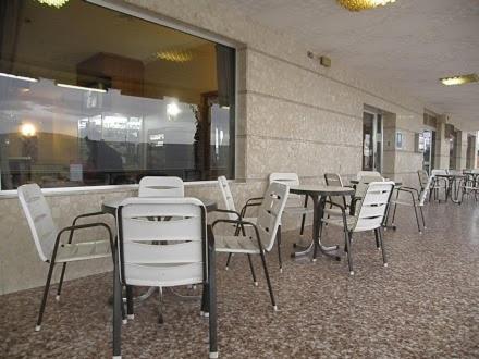 Hostal Oasis - image 11
