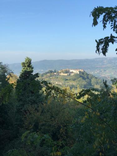 House in Central Todi with Sensational Views of Surrounding Countryside