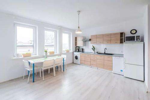 Wlodkowica – Wroclaw, NJ