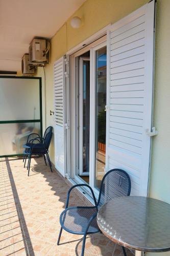 Apartment Zrine - nice balcony - main image