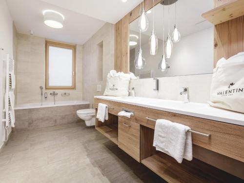 Valentin Design Apartments - image 8