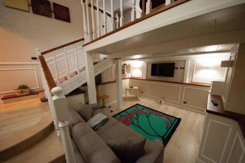 Daniela House 3