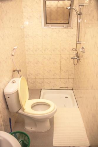 Wakawaka Hostel image 13