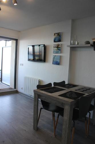 Nicolas Lambert - Appartement vue mer - main image