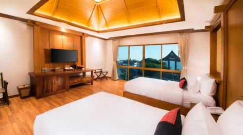 room detail thumbnail 1