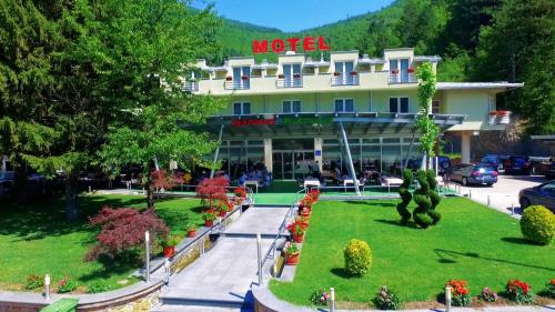 Motel Maksumić - Accommodation - Jablanica