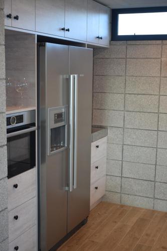 157 Field Way Luxury Lodge