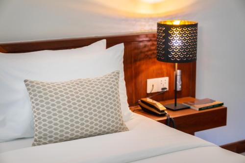 Blanc Smith Residence