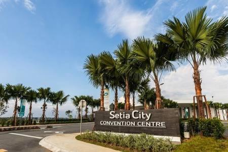 Facilities, Simplicity Cozy For 2 -Trefoil Setia Alam- Near Setia City Mall-Setia Convention Centre in Shah Alam