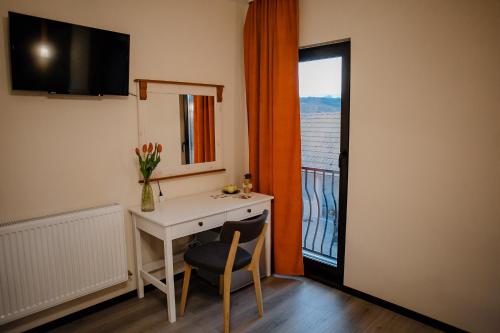 Agropensiunea Colev Room Type - Double Room with Mountain View