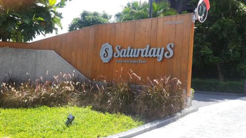 Trendy Saturdays Apartment ( Trendy Saturdays Apartment )