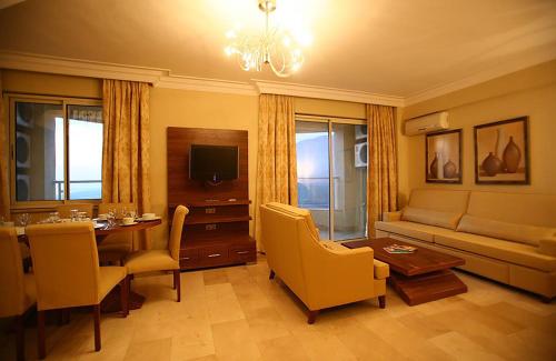  Two-Bedroom Apartment in Goldcity 5-stars Hotel in Kargıcak