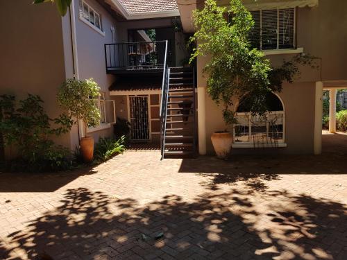Burnham Road Suite Guest House in Bulawayo