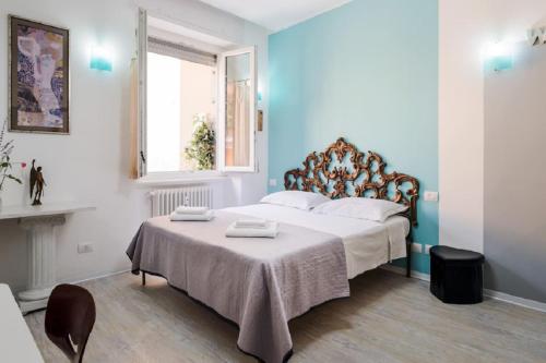 ℒovely & ℰlegant Studio next to Duomo/Missori, Milan