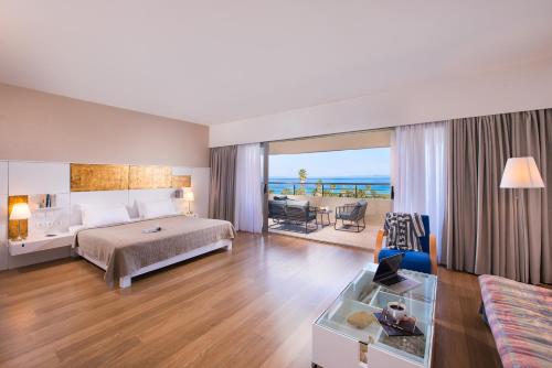 Kassandra Palace Seaside Resort in Khalkidiki