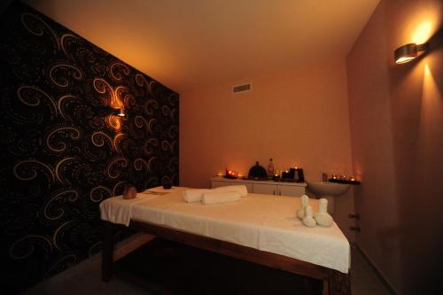 Blueberry Boutique Hotel - image 7