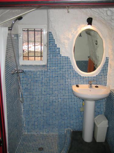  Casa Cueva Lopera in Graena