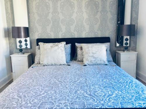 DUNOON - TOWN CENTRE HOLIDAY HOME APARTMENT, Dunoon (photo 6)