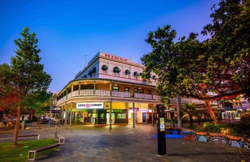 Hides Hotel Cairns