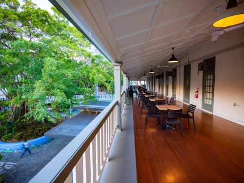 Balkon/teras, Hides Hotel Cairns in Cairns