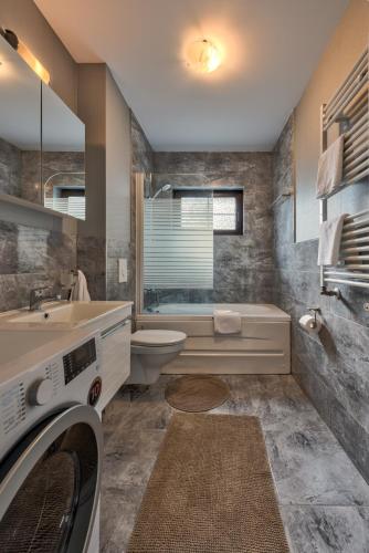 Bucharest Airport Suites & Villas