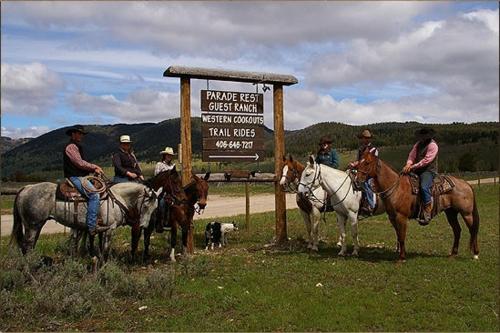 Parade Rest Ranch - Accommodation - West Yellowstone
