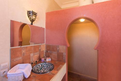 Riad Beloiseau