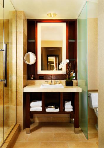Aliante Casino + Hotel Photo 38