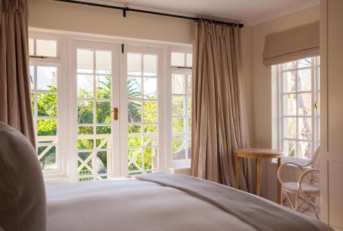 33 Strawberry Lane - Studio and Cottage - image 5