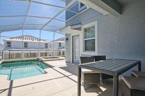 Champions Gate - 5 Bedrooms House w/pool-4915CG - image 2