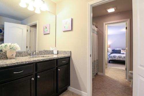 Windsor at Westside-8 Bedrooms House w/pool-3710WW - image 5