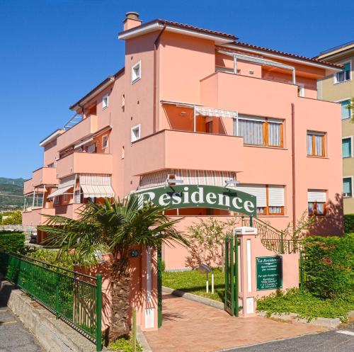 Appartamenti La Residenza - Apartment - Borgio Verezzi