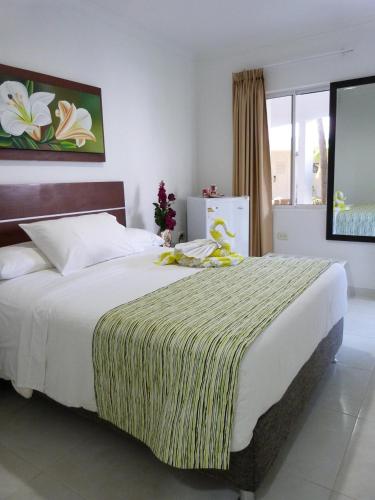 Hotel El Dorado Set in a prime location of San Andres Island, Hotel El Dorado puts everything the city has to offer just outside your doorstep. The hotel offers a wide range of amenities and perks to ensure you have 
