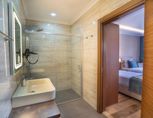 Dalyan Live Spa Hotel - image 11