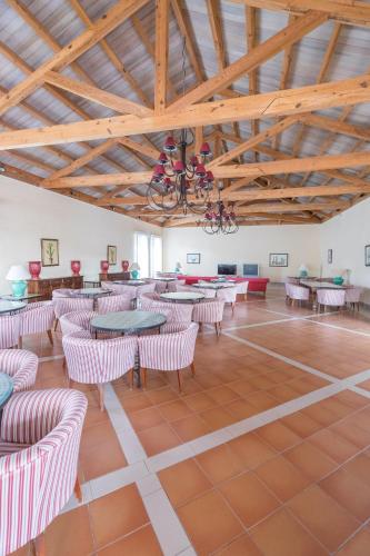 ผับ/เลาจน์, Royal Suite in โกสตา กาลมา