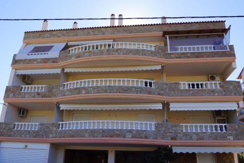  Beachfront Apartment in Nea Stira